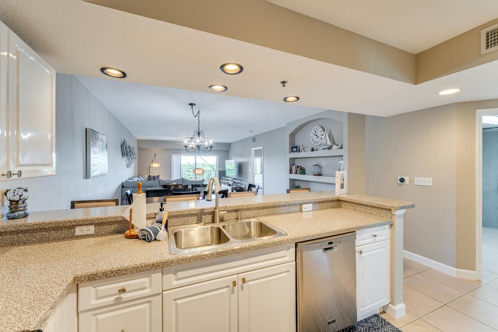 New Smyrna Beach Condo With Balcony And Pool Access Exterior photo